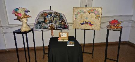 Centro Salamanca de Buenos Aires. Abanicos y sombreros. Ver imagen ampliada a través de Lightbox. Puede provocar un cambio de contexto.